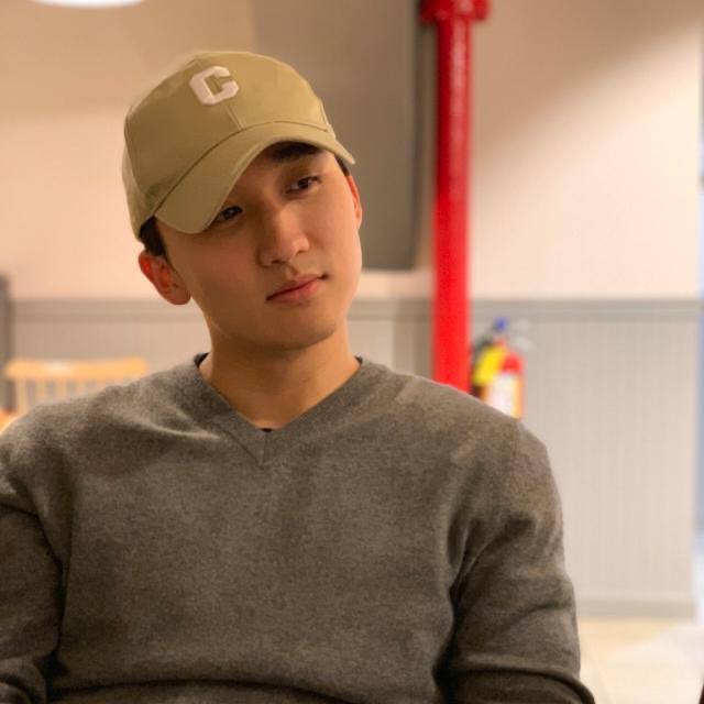 Aaron Lee
